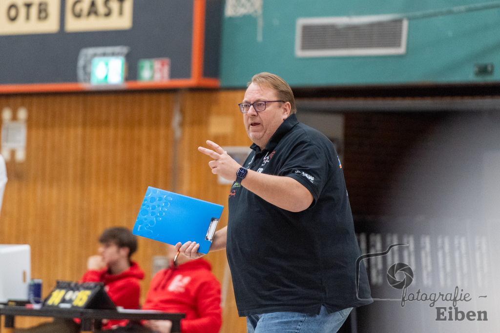 Oldenburger TB-VSG Ammerland | Volleyball Regionalliga; Oldenburger TB-VSG Ammerland am 24.01.2026 in Oldenburg (Sporthalle Haarenesch), Photo: Philip Eiben 2026 - Realisiert mit Pictrs.com