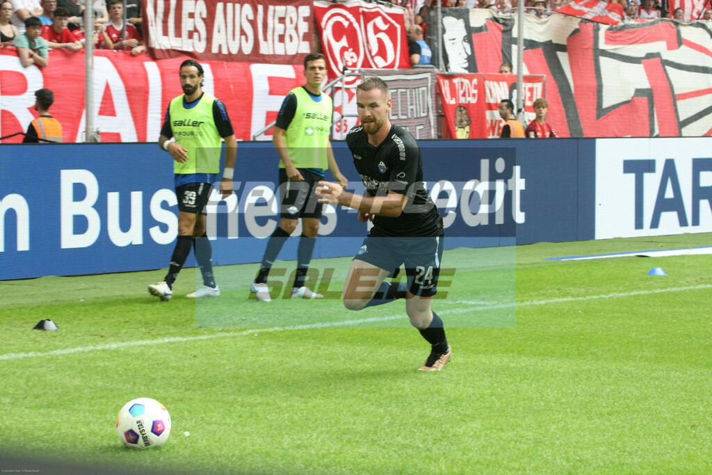 Fortuna Düsseldorf - SC Paderborn | Jannis Heuer - © Sportfoto-Sale (MK) - Realisiert mit Pictrs.com