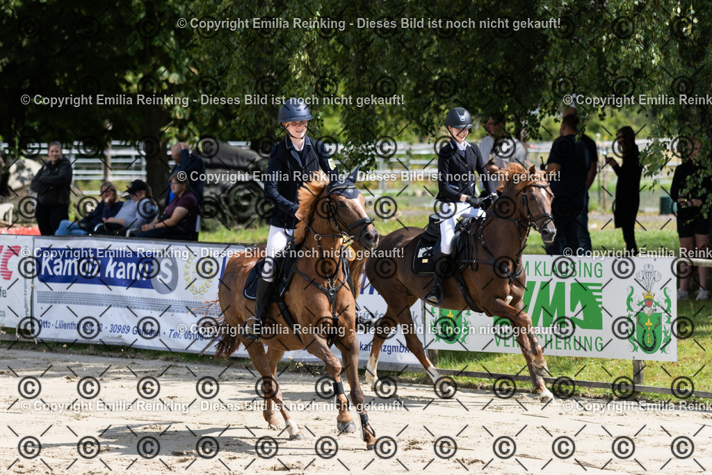 CL5A1038 | Emilia Reinking Fotografie - Realisiert mit Pictrs.com