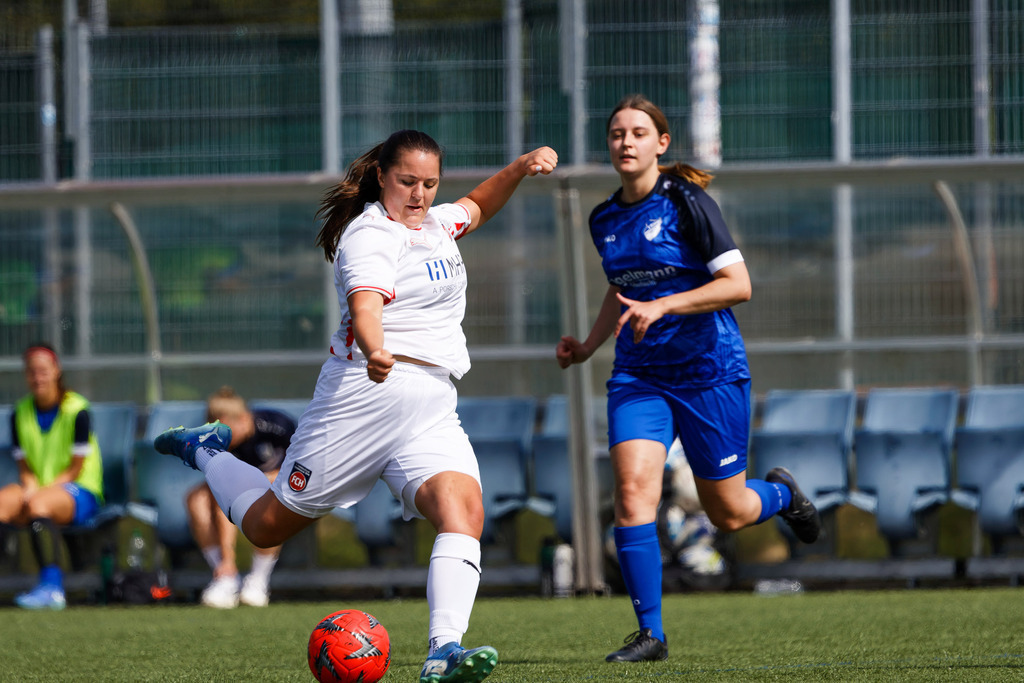 FCHMÜN_250907_7074 | Fotopresso – Sportfotografie in Heidenheim & Umgebung. Professionelle Sportfotografie für unvergessliche Momente. Dynamische Action-Shots, emotionale Szenen & hochwertige Bilder. - Realisiert mit Pictrs.com