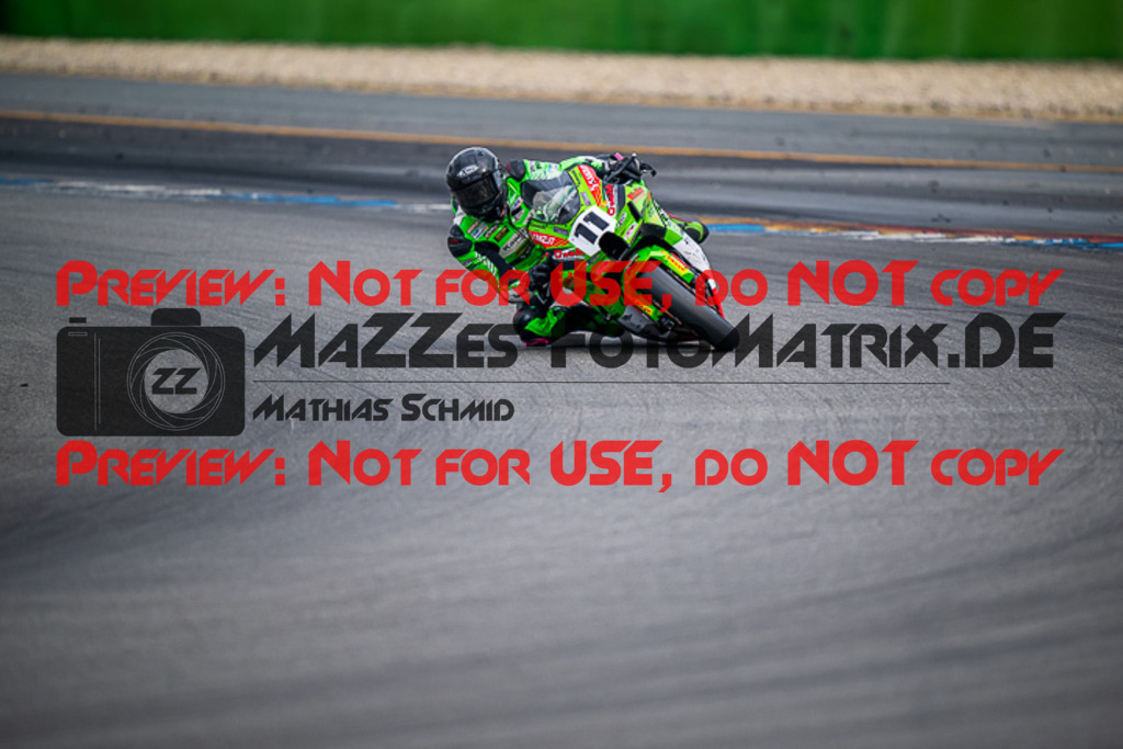 MaZZes_FotoMatrix_220924_1122 | PRO SUPERSTOCK