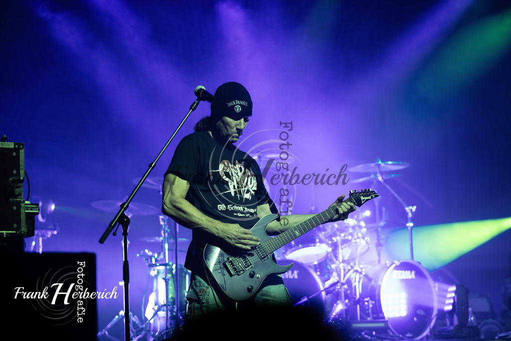 Justice | Frank Herberich Fotografie, Frank Herberich, Fotografie, Hochzeit, Portrait, St. Peter Ording, Ording, Westerhever, Nordsee, Frank Fotografie, Hardheim,  Odenwald,Walldürn, Band,Eventfotografie - Realisiert mit Pictrs.com