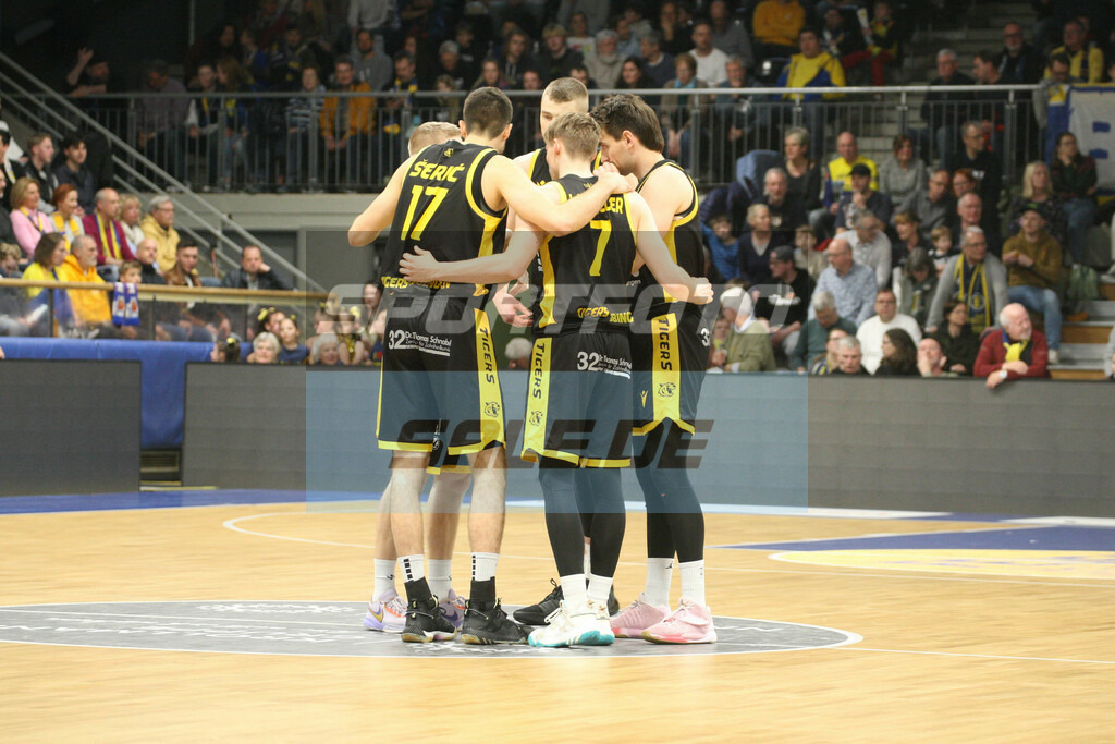 Phoenix Hagen - Walter Tigers Tübingen | Tübingen schwört sich ein - © Sportfoto-Sale (MK) - Realisiert mit Pictrs.com