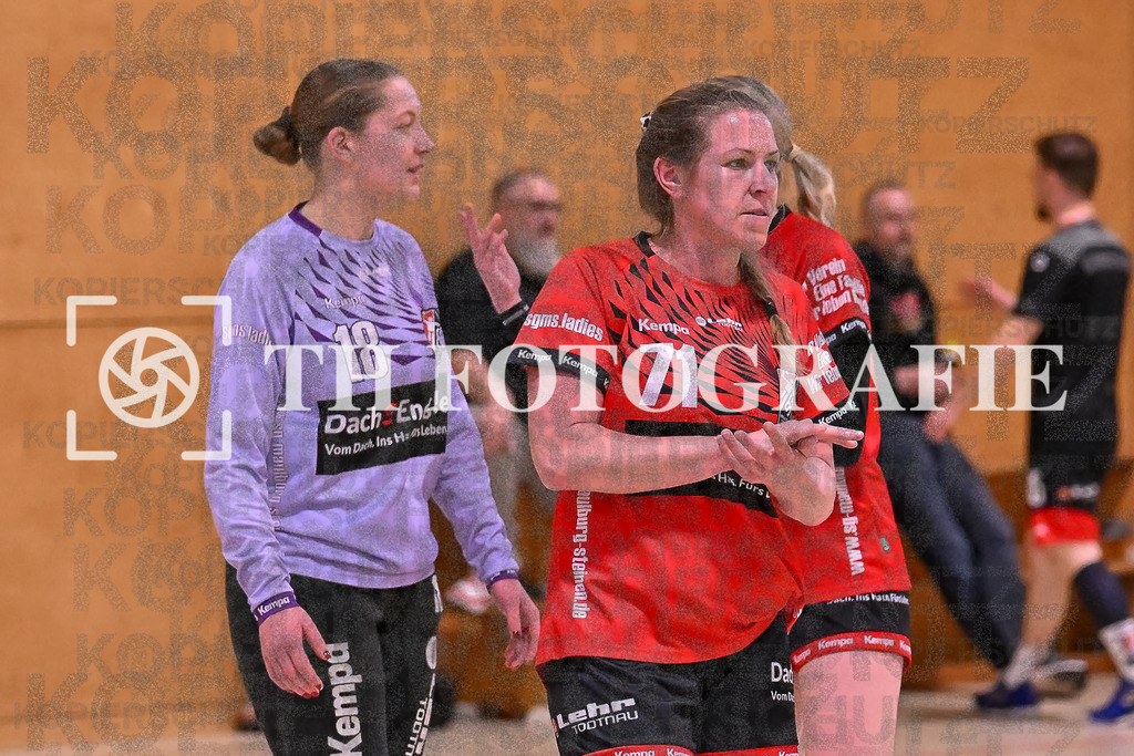 GER, SG Maulburg/Steinen - HB Kinzigtal, Handball, Suedbadenliga, 22. Spieltag, Saison 2023/2024, 27.04.2024 | Zoe Zscherper (SG Maulburg/Steinen, #18), Sabrina Gruber (SG Maulburg/Steinen, #71)

GER, SG Maulburg/Steinen - HB Kinzigtal, Handball, Suedbadenliga, 22. Spieltag, Saison 2023/2024, 27.04.2024

Foto: TH Fotografie/Thomas Hess