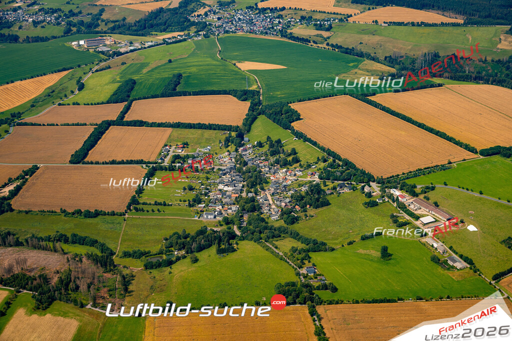 Das Luftbild zeigt : Dröbischau Königsee - Die Luftaufnahme wurde 2024 vom UL-Flugzeug aus erstellt ( keine Drohne ) - Hochauflösende Luftaufnahme - Für grossformatige Ausdrucke geeignet. Die Geschenkidee !Mit Lizenz und Bildrechte bestellbar