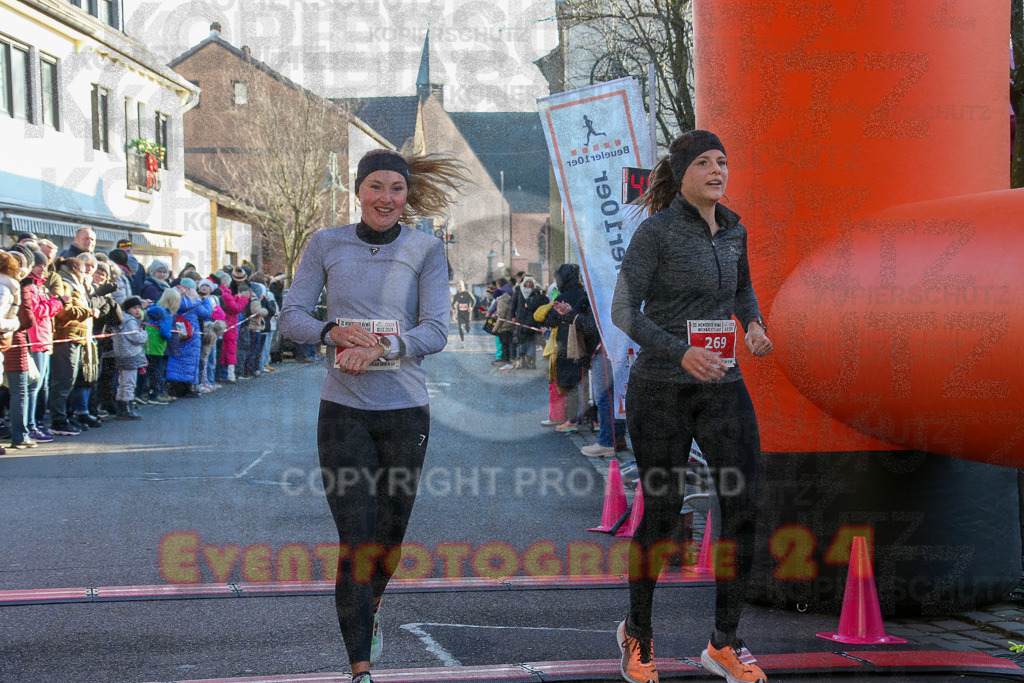241201_1222_EX1_1866 | Sportfotografie im Rhein-Sieg Kreis, Köln, Bonn, NRW, Rheinland Pfalz, Hessen, etc. Unser Tätigkeitsfeld umfasst den Laufsport vom Volkslauf über den Marathon, Duathlon, Triathon bis zum Ultralauf wie Kölnpfad Ultra oder Schindertrail.
