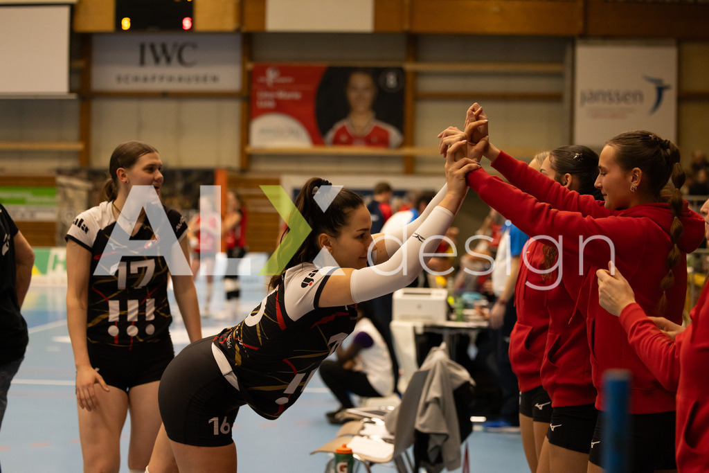 Volleyball I Frauen I Saison 2025-2026 I CEV Volleyball Challenge Cup 2026 | Women I 16th Finals I VC Kanti Schaffhausen - TJ Ostrava I 03.12.2025 | TJ Ostrava - 16 Michaela Drozdová (CZ) – Mittelblock - Realisiert mit Pictrs.com