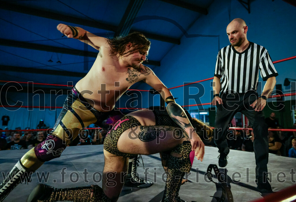 2023-08-12_041_EWS_Wrestling_ERDING | Erding, Deutschland, 12.08.2023:
Wrestling, Saison 2023, EWS Wrestling ERDING

Foto: Christian Riedel / fotografie-riedel.net