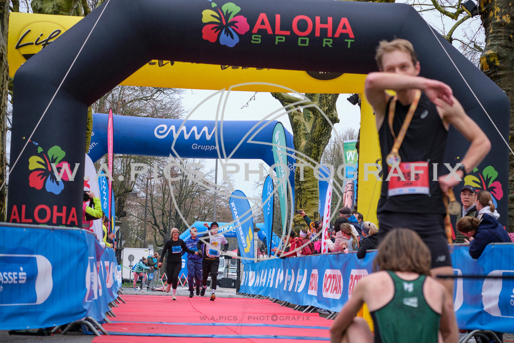 ..... | AUSTRIA, Wels, 30.03.25, ALOHA Wels Halbmarathon, Image Shows: , Foto: Wapics/RING M.