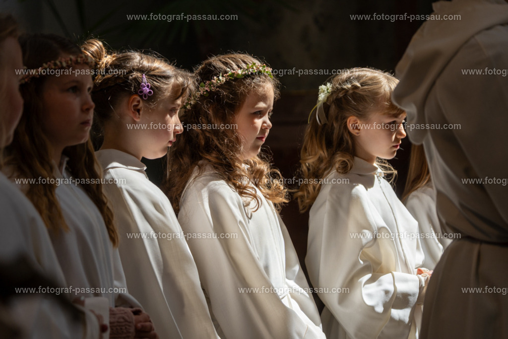 A7V02815 | Hier finden Sie die Online Foto-Galerie von fotograf-passau.com und marius-handrugan.de. Suchen Sie sich direkt Ihre Lieblingsbilder aus, ob als Ausdruck oder Download. - Realisiert mit Pictrs.com