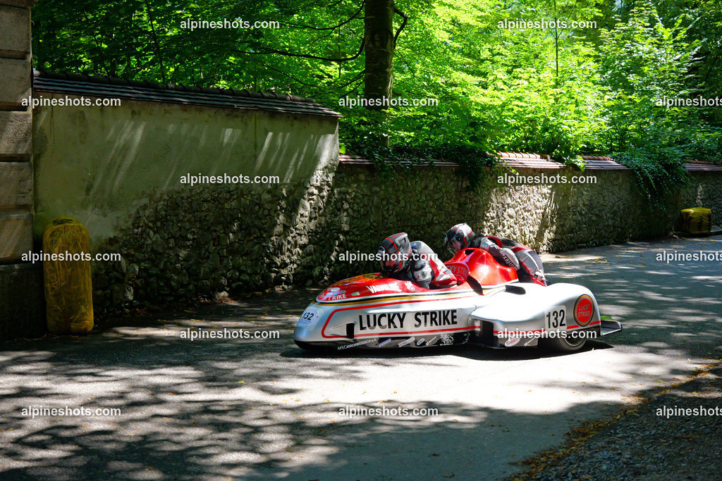 P1036582 | Erleben Sie atemberaubende, hochqualitative Fotos Ihrer Fahrt entlang der malerischen Alpenstraßen. Besuchen Sie alpineshots.com, um professionelle Aufnahmen Ihrer unvergesslichen Reise zu finden und zu kaufen - Realisiert mit Pictrs.com