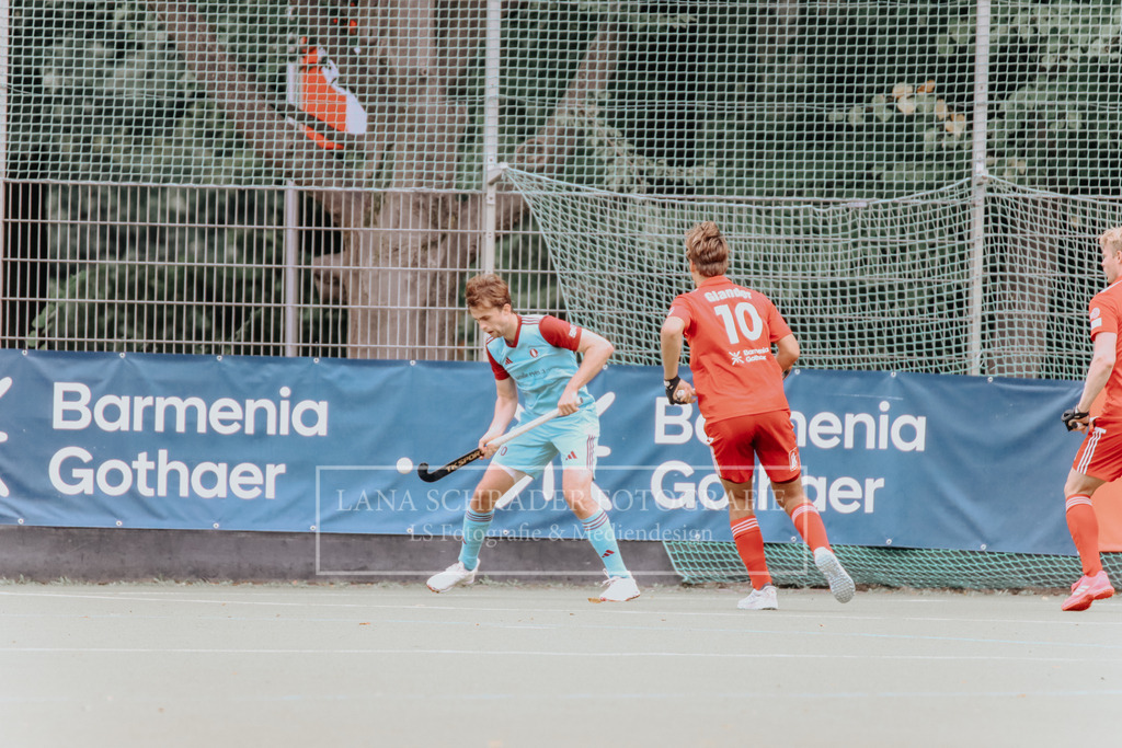 Herren_Bundesliga_02_F_RWK-UHC_21.09.25_Köln (231 von 471) | lanaschraderfotografie - Realisiert mit Pictrs.com