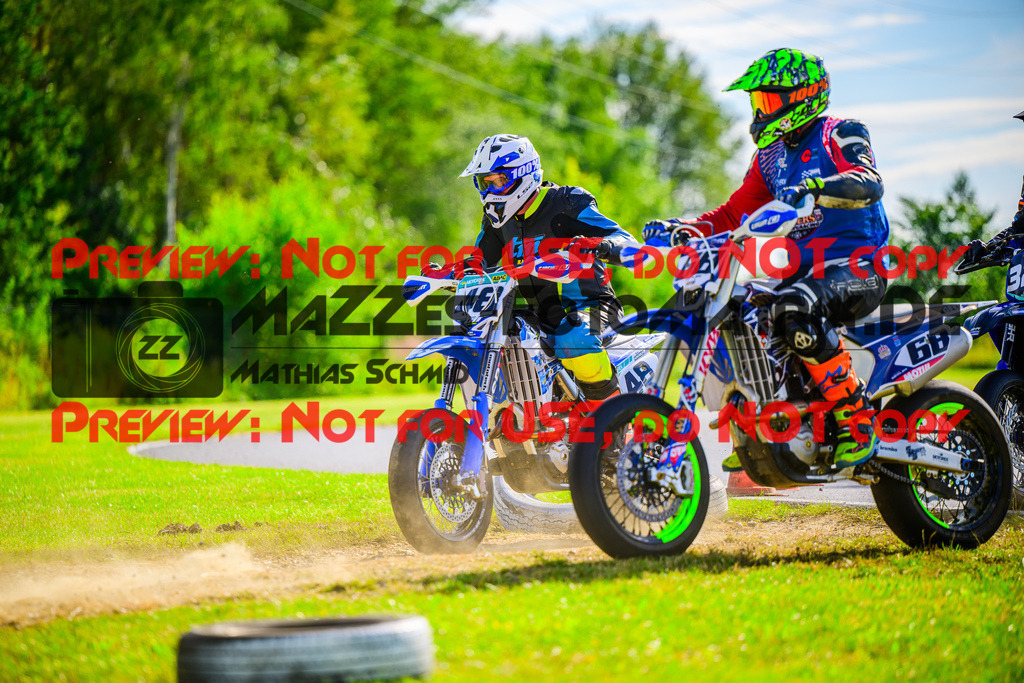 MaZZes_FotoMatrix_240713_6021986_8701 | UE40