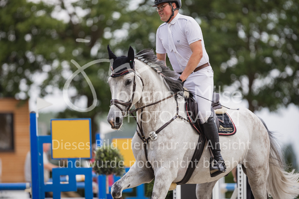 230616_Lemwerder_SprPf-Ageschl-835 | Deine schönsten Turniermomente als professionelle Fotos! Entdecke hochwertige Pferdesport-Fotografie im Online-Shop. Jetzt Fotos finden & bestellen!