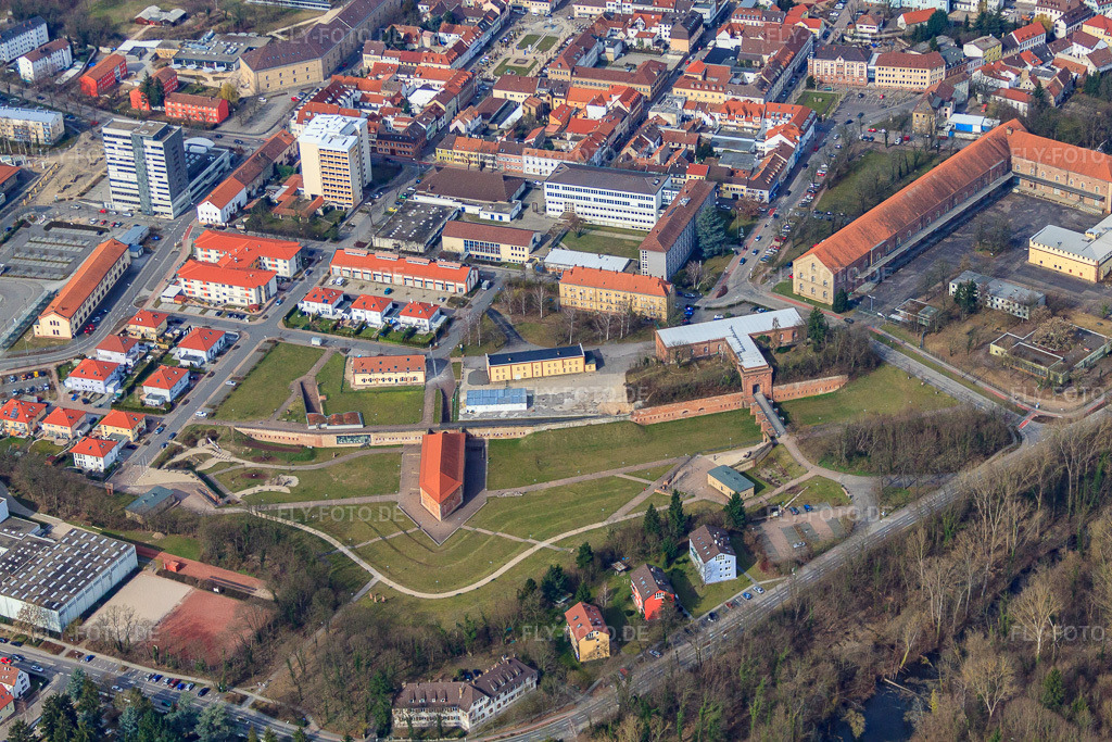 Luftbild: Stadtpark Fronte Lamotte, Germersheim in Germersheim im Bundesland Rheinland-Pfalz in Deutschland. Foto: IMG_37805.jpg vom 12.03.2011 durch Werner Riehm/FLY-FOTO.deStadt Germersheim