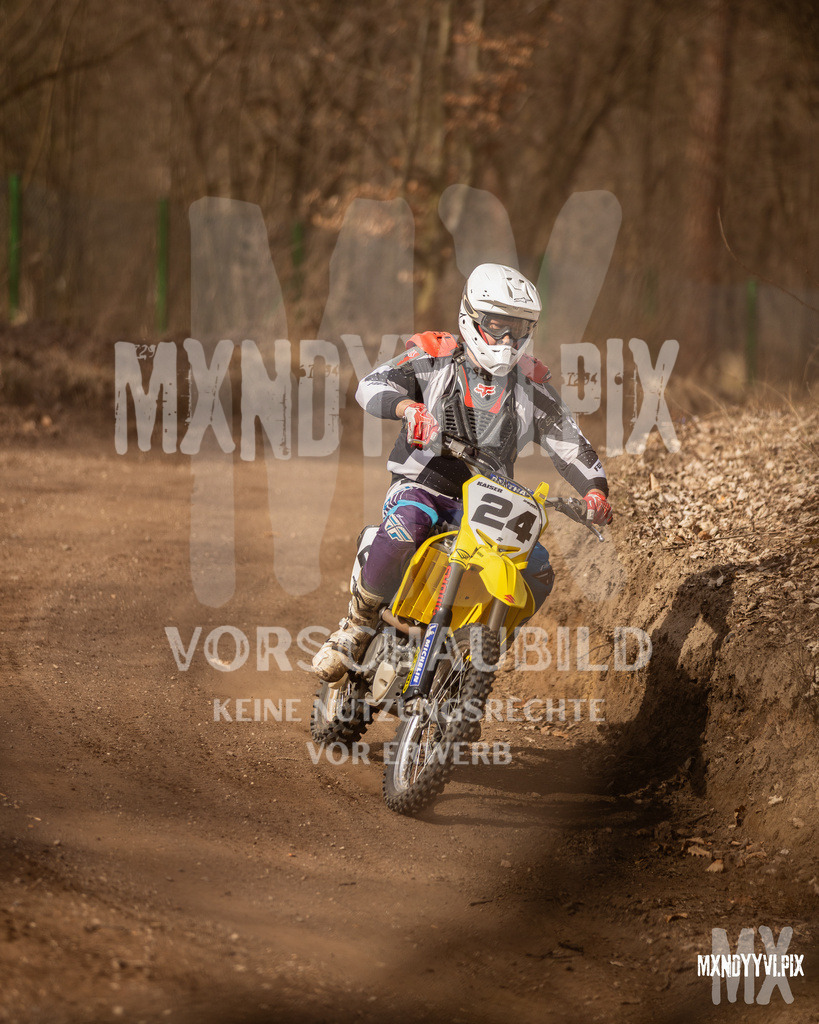 866A0082 | mxndyyvipix