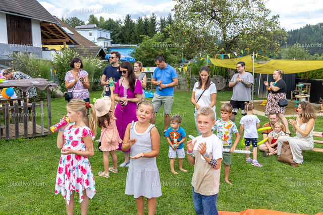 Sommerfest - Kindertagesstätte Wichtelvilla & Zwergenwald | Bildershop von pixelworld.at - Realisiert mit Pictrs.com