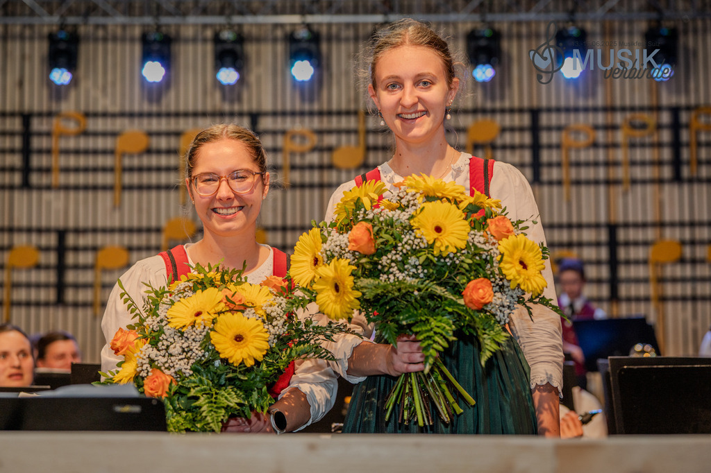 DSC_5586 | "Fussifoto.com – Ihr Ansprechpartner für hochwertige Fotografie! Entdecken Sie kreative Bilder und professionelle Dienstleistungen. Kontaktieren Sie uns für Ihre Projekte!"