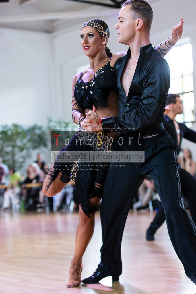 20240616_D-Cup-HGR-Latein_3752 | Tanzsportbilder, Standardtanz, Lateintanz, WDSF, DTV, LTVB, dancecomp, goc, hessen tanzt, blaues band der spree, walzer, tango, wiener walzer, slowfox, quickstepp, samba, rumba, cha-cha-cha, paso doble. jive, hd-kroft photography, turniertanzsport