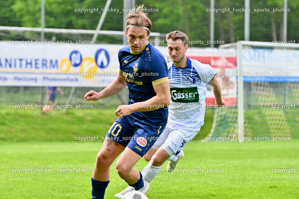 ATUS Velden vs. SV Dellach Gail | #10 Lukas Lausegger ATUS Velden, #13 Gabriel Umfahrer Dellach Gail, ATUS Velden vs. SV Dellach Gail, ATUS Velden vs. SV Dellach Gail am 03.05.2025 in Velden (Wald Arena Velden), Austria, (Photo by Bernd Stefan)