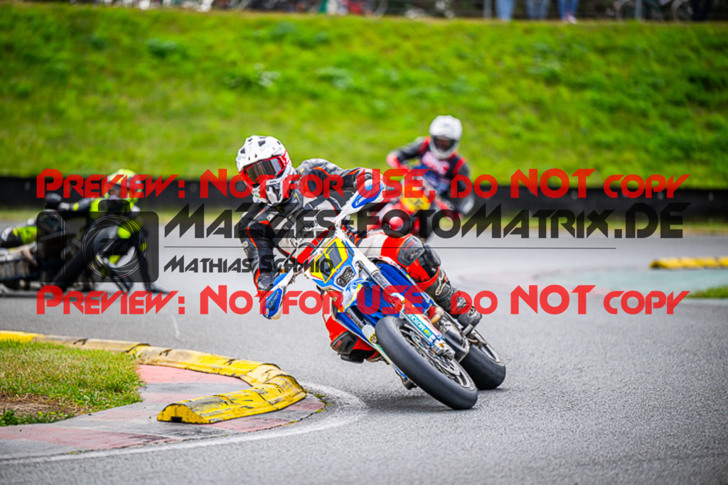 MaZZes_FotoMatrix_231001_9809 | S1