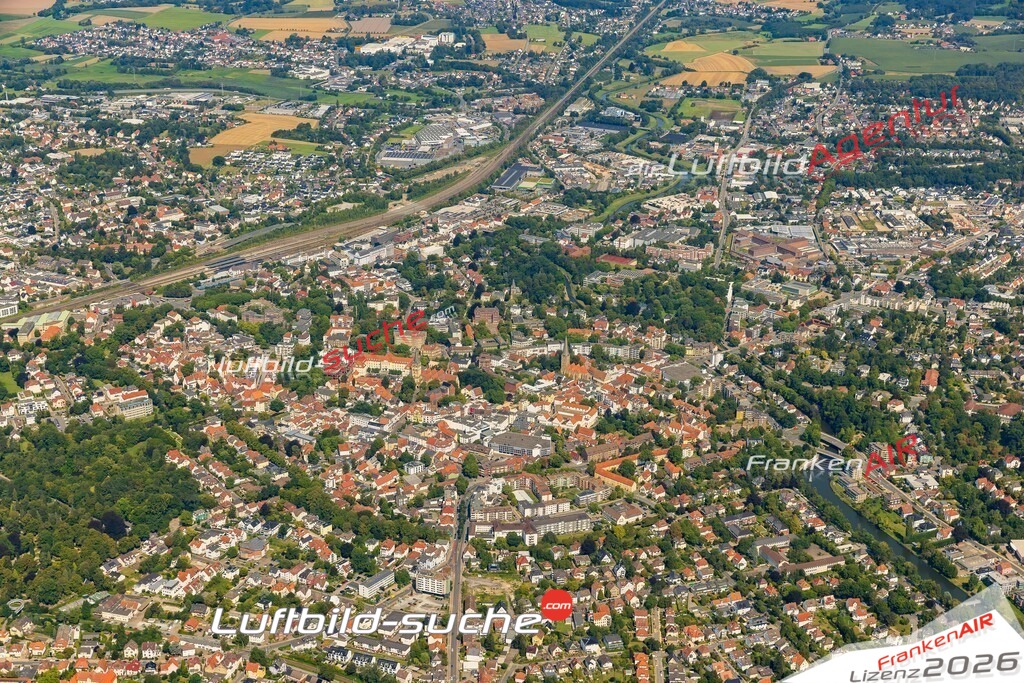 Vs Google Maps Herford - Die Luftaufnahme wurde 2025 vom UL-Flugzeug heraus erstellt ( keine Drohnenaufnahme ) - Hochauflösende Luftaufnahme - für Wandbilder und großformatige Ausdrucke geeignet. Das besondere Geschenk!Hier alle&nbsp;Infos zur Lizenzierung der LuftaufnahmeWir fliegen auch dieses Jahr wieder in Ihre Region um Luftbilder zu erstellen.- Luftbild anfragen
