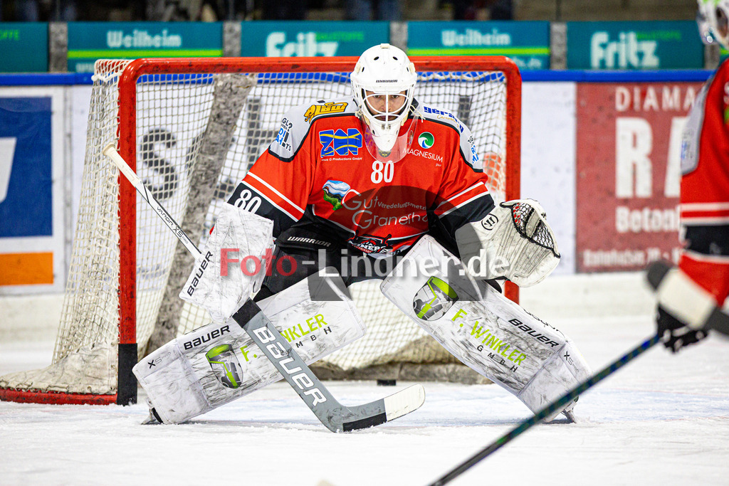 TSV Peißenberg MINERS gegen EHC Königsbrunn PINGUINE | Eishockey Bayernliga Herren Playoffs Viertelfinale 2024/25 - Spiel 4 von 7, TSV Peißenberg MINERS gegen EHC Königsbrunn PINGUINE, 20250216,Xaver NAGEL (MINERS Goali 80) beim Aufwäremen, Portrait,2025-02-16 in Peißenberg (Eisstadion Peißenberg)Xaver NAGEL (MINERS Goali 80)Copyright: WolfgangxLindner foto-lindner.de