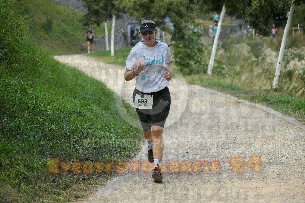 250824_1432_EX1_6598 | Sportfotografie im Rhein-Sieg Kreis, Köln, Bonn, NRW, Rheinland Pfalz, Hessen, etc. Unser Tätigkeitsfeld umfasst den Laufsport vom Volkslauf über den Marathon, Duathlon, Triathon bis zum Ultralauf wie Kölnpfad Ultra oder Schindertrail.