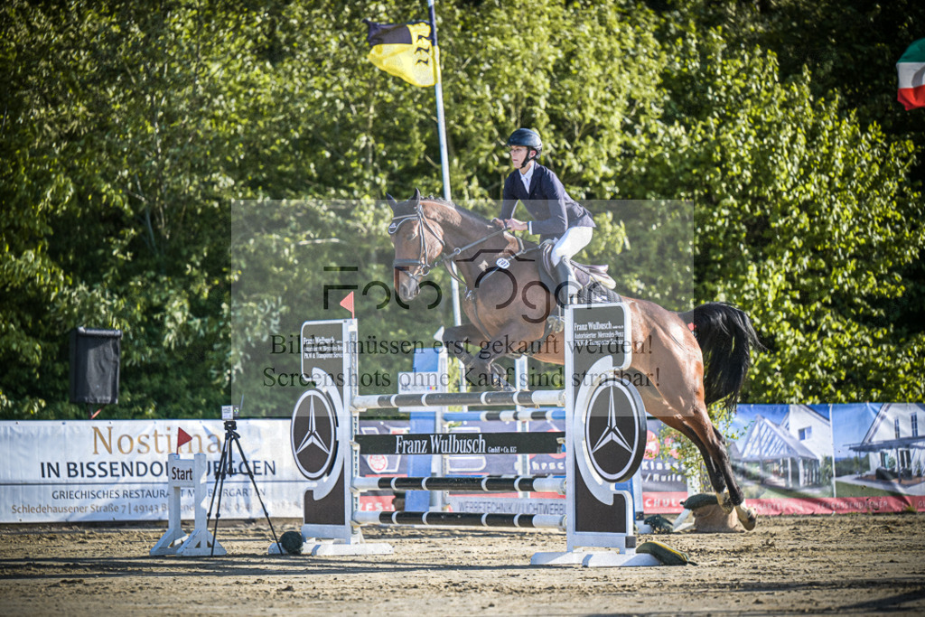 DOS_0591 | Entdecke hochwertige Reitturnierfotos von Foto Oger. Professionell, emotional und authentisch – jetzt Lieblingsmomente im Shop bestellen.Deutschlandweite Turnierfotografie. - Realisiert mit Pictrs.com