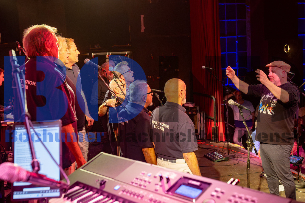 SES_GBAZEC20241227-90 | bond - Realisiert mit Pictrs.com