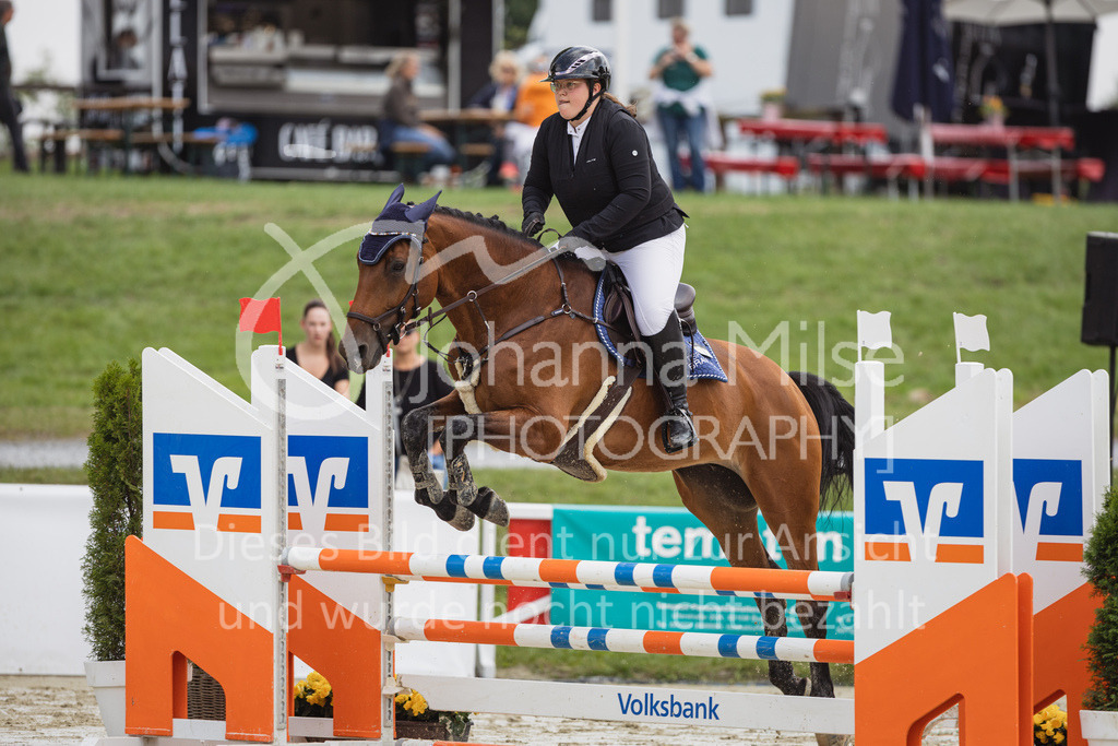 230728_BHO_A1-Stil-1-161 | Deine schönsten Turniermomente als professionelle Fotos! Entdecke hochwertige Pferdesport-Fotografie im Online-Shop. Jetzt Fotos finden & bestellen!