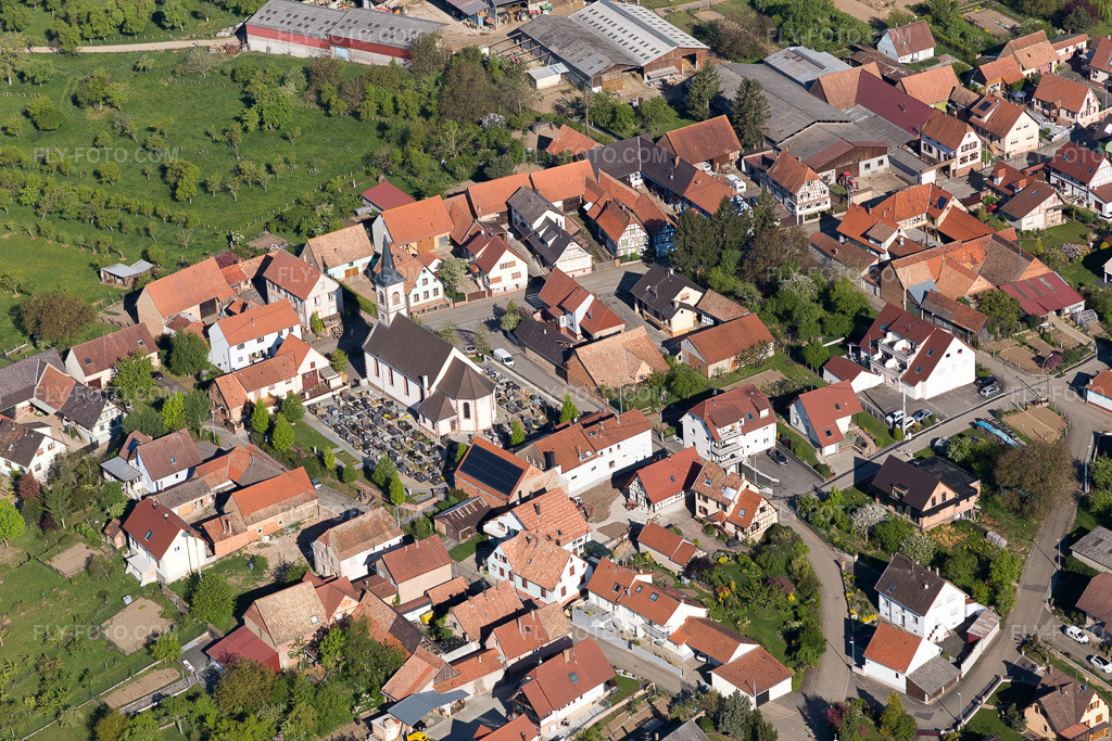 Aerial view: View of the town in Forstheim in the state Bas-Rhin, France.Photo: IMG_099383.jpg taken on 04/30/2017 by Werner Riehm/FLY-FOTO.comResolution of the original: 5472 x 3648 px