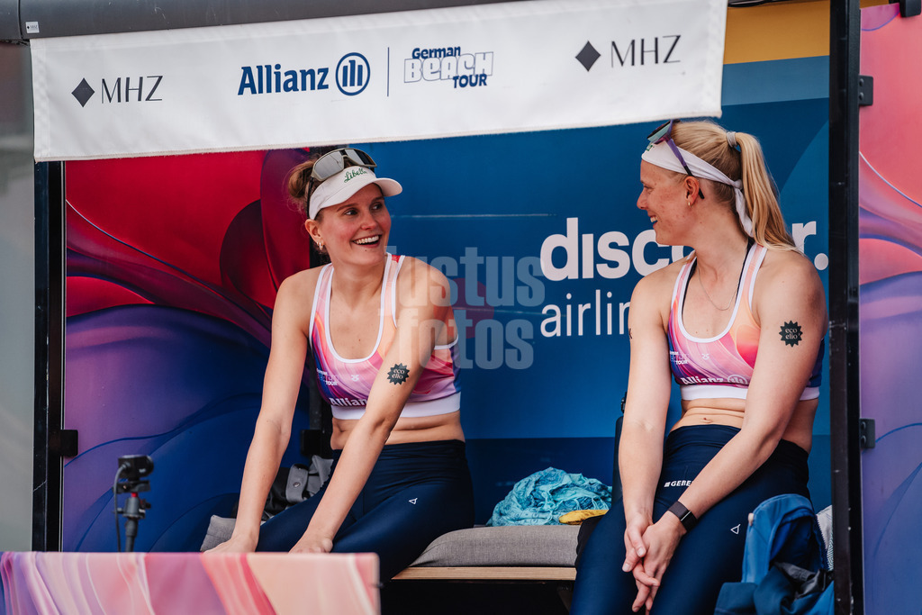 Beachvolleyball | Frauen | Allianz German Beach Tour 2025 | Tourstop Hamburg | 30.05.2025 | v.l. Sarah Schulz und Anna Behlen