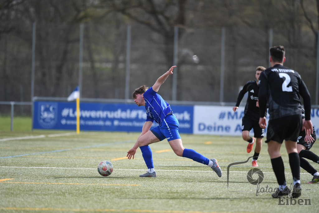FC Rastede-VFl Stenum | Herren Bezirksliga 2; FC Rastede (blau)-VFL Stenum (schwarz) am 29.03.2026 in Rastede (Sportanlage Köttersweg), Photo: Philip Eiben 2026 - Realisiert mit Pictrs.com
