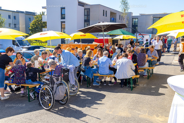 Eröffnungsfest der Diakonie für die neuen Wohneinheiten im Dr. Walter Domenigweg | Bildershop von pixelworld.at - Realisiert mit Pictrs.com