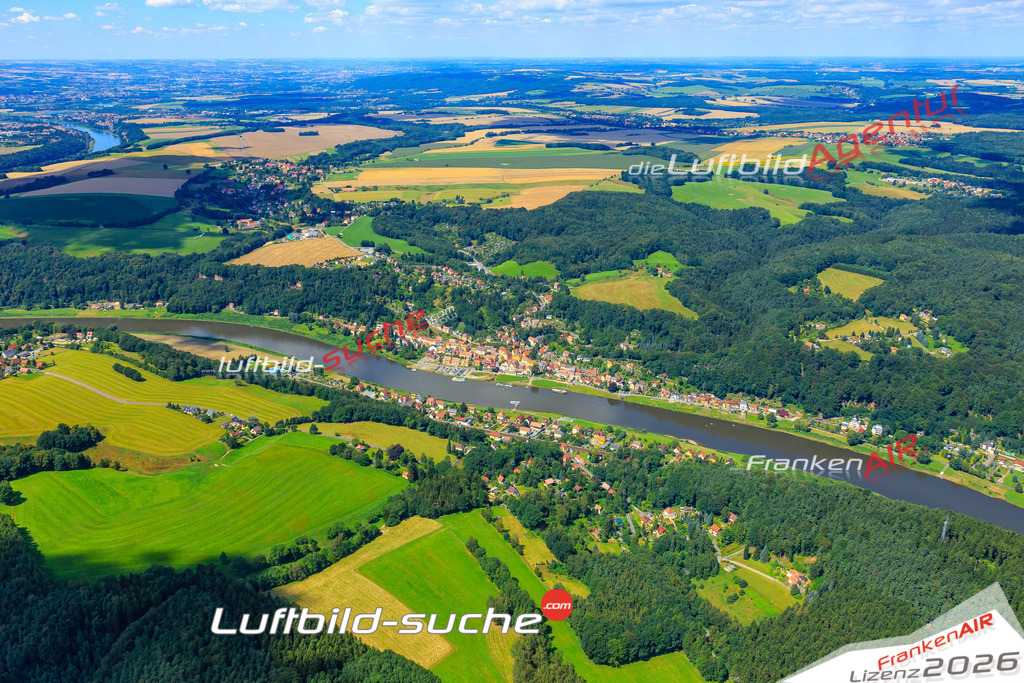 Die Luftaufnahme der Stadt Wehlen wurde vom UL-Flugzeug heraus erstellt ( keine Drohne )- hohe Auflösung für beste Qualität