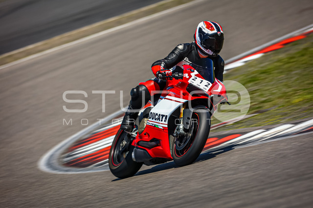 0212-240625_NR-006_212 | Deine Full-Service-Agentur für ✔️Videoproduktionen und ✔️Motorsportfotografie Jetzt Angebot anfragen!