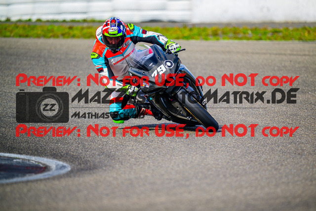 MaZZes_FotoMatrix_240911_6007705_4098 | WEISS