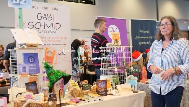 P1405933 | Fotografie für »mehr« Persönlichkeit ... von Anfang an - authentisch natürlich emotional - Geburt, Kinder und Familie, Entrepreneure, Kreative, Kamera-Scheue, Interessierte. Mit Empathie und ohne Posen erstelle ich Bilder mit "Wieder-Erkennungs-Gefühl".