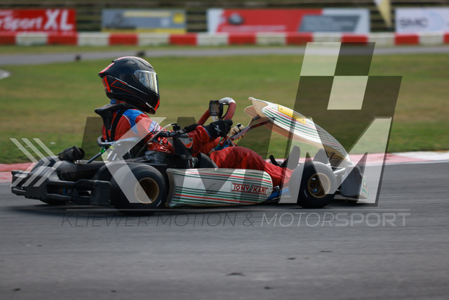 0DKP1417 | Kliewer Motion & Motorsport - Realisiert mit Pictrs.com