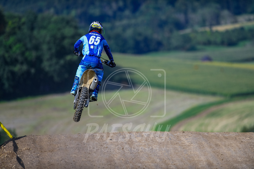 MX1 (583) | Paeschuphoto Shop - Wer nicht sucht der auch nicht findet.Ob Motocrossbilder oder von einem besuchtem Spiel, Hauptsache Action. - Realisiert mit Pictrs.com