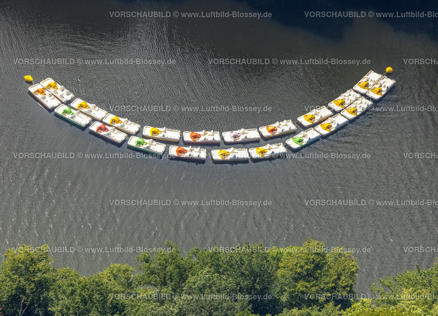 Dortmund220705667 | Luftbild, Aufgereihte Tretboote an der Ruhr im Hengsteysee, Formen und Farben, Boele, Hagen, Ruhrgebiet, Nordrhein-Westfalen, Deutschland