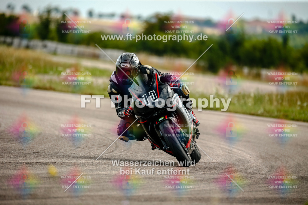 Chambley Juli-2466 | Hier findet Ihr Bilder von Touristenfahrten auf der Nürburgring Nordschleife oder von anderen Veranstaltungen die ich besucht habe. Viel Spass beim Durch Schauen 