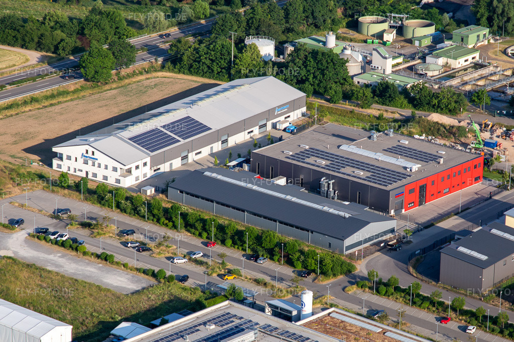 Luftbild: MTD Metalltechnik Dirion und Bartmann Maschinenbau GmbH in Rülzheim im Bundesland Rheinland-Pfalz in Deutschland. – Foto: IMG_136186.jpg vom 07.06.2023 durch Werner Riehm/FLY-FOTO.de – Auflösung des Originals: 3587 x 2392 px – Baugruppenfertigung - Blechbearbeitung - Zerspanung - Schweißarbeiten | MTD Metalltechnik Dirion GmbH – Bartmann Maschinenbau GmbH