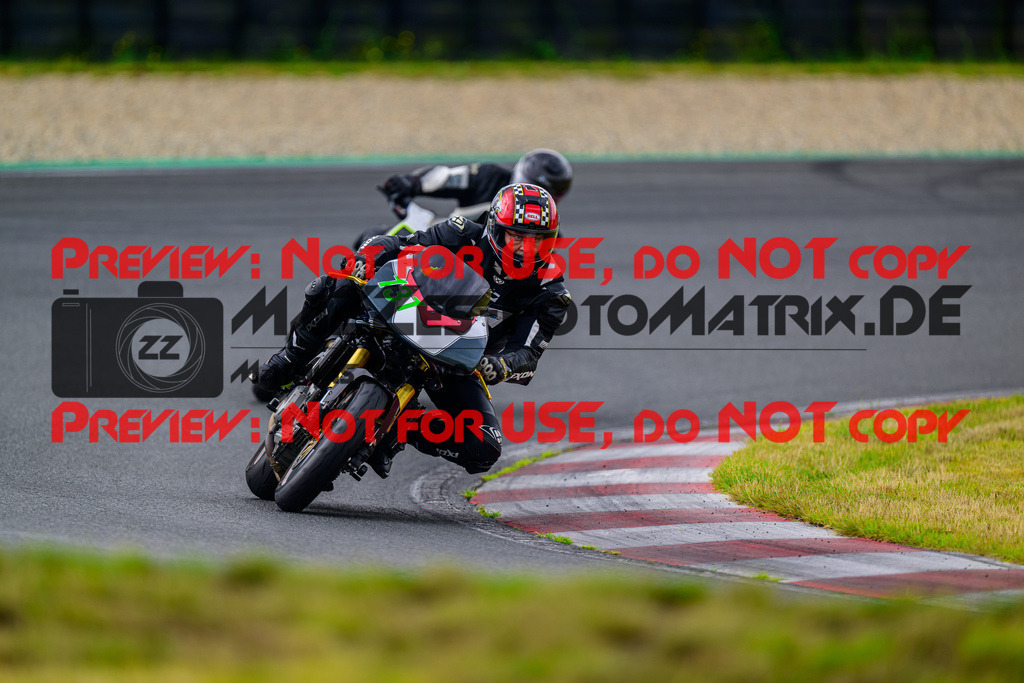 MaZZes_FotoMatrix_240724_6007705_5477 | GRUEN