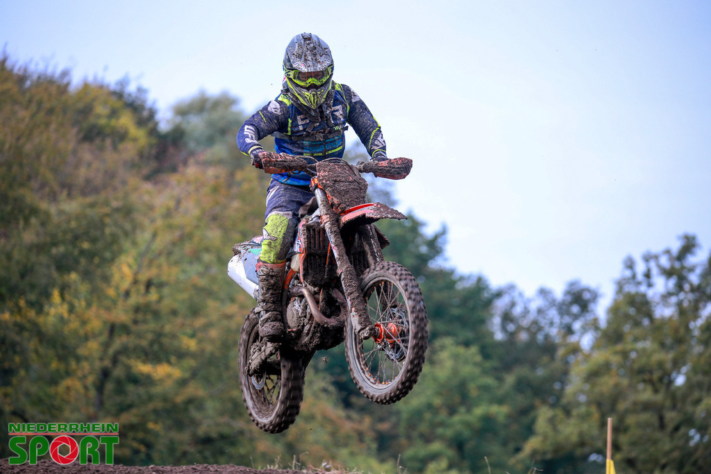 OpenTrack2024_Sonntag_Hobbyfahrer_099 | Bildergalerie von Sport-Ereignissen aber auch von weiteren spannenden Dingen - nicht nur vom Niederrhein. In Anlehnung an den bekannten Spruch von Hanns Dieter Hüsch heißt das Motto: "Niederrhein ist überall".  - Realisiert mit Pictrs.com