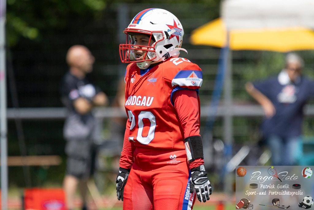 GFLW 1: German Football League Women 1: Rodgau Pioneers Ladies - Stuttgart Scorpions Sisters, 07.06.2026 | Sade Florine Woitkewitz (Rodgau Pioneers Ladies #20), Freisteller, Portrait / Porträt, Rodgau Pioneers Ladies - Stuttgart Scorpions Sisters, Rodgau, Maingau-Energie-Stadion "Am Weichsee", 7.6.2026 - Realisiert mit Pictrs.com
