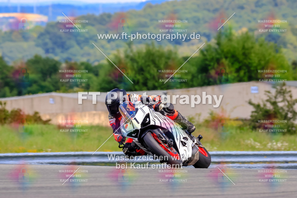 _TCM5216 | Hier findet Ihr Bilder von Touristenfahrten auf der Nürburgring Nordschleife oder von anderen Veranstaltungen die ich besucht habe. Viel Spass beim Durch Schauen 