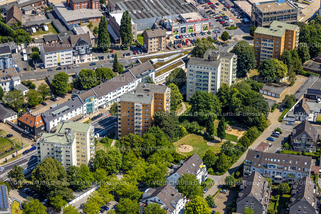Velbert220803323 | Luftbild, Hochhaussiedlung Berliner Straße, Velbert, Ruhrgebiet, Nordrhein-Westfalen, Deutschland