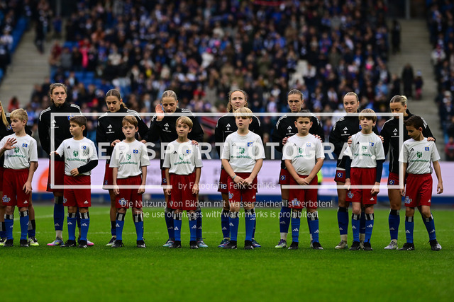 Fußball I Frauen I Saison 2025-2026 I Bundesliga I 10. Spieltag I Hamburger SV - 1. FC Nürnberg I 43248 | Der Sportfotograf. - Realisiert mit Pictrs.com